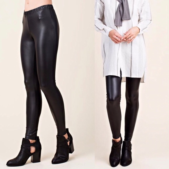 RELISTED SIZE LARGE AVAILABLE Faux Leather Black Leggings - Picture 3 of 4